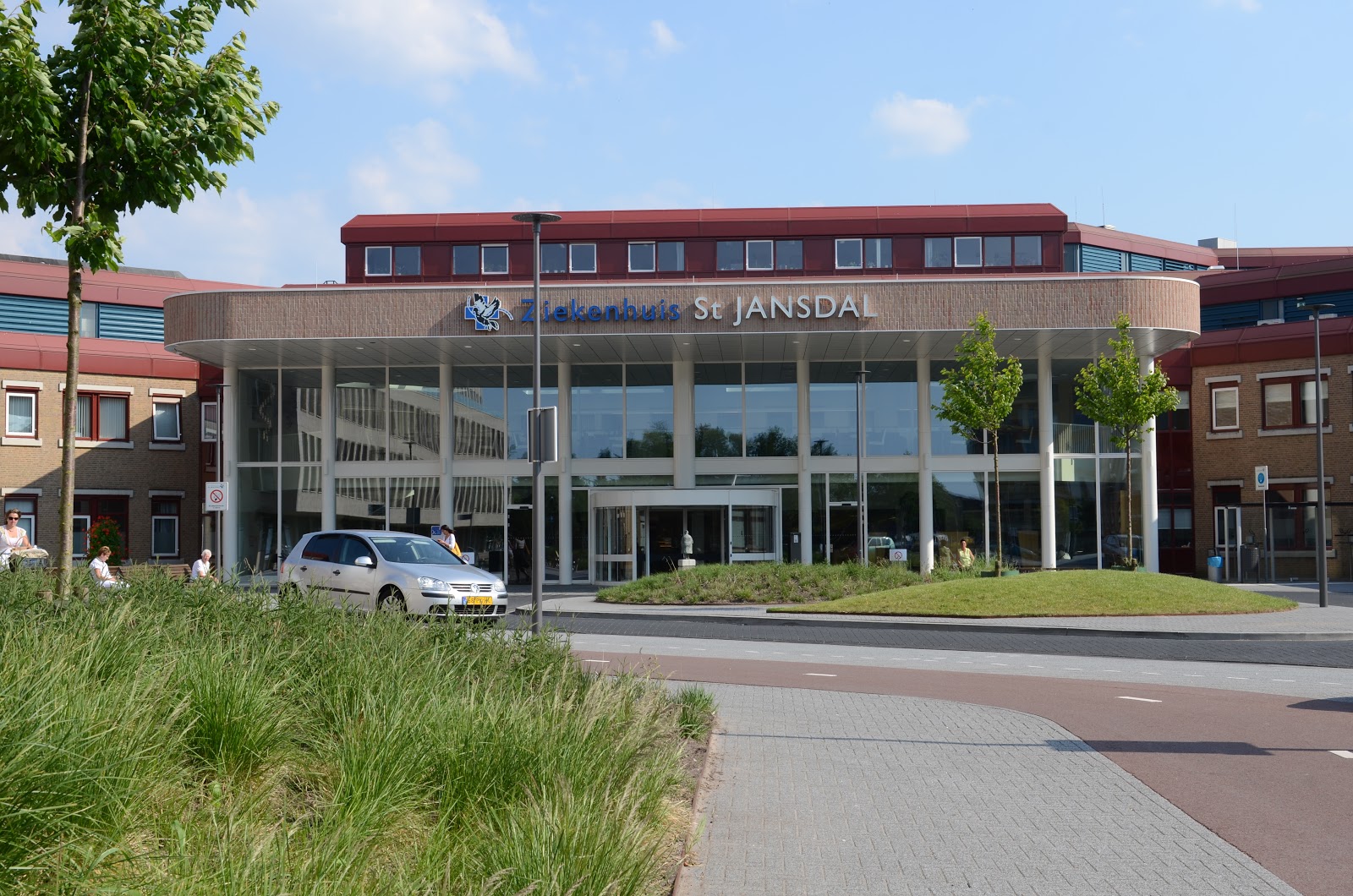 Ziekenhuis: afspraak maken voor bloedprikken of röntgenfoto via