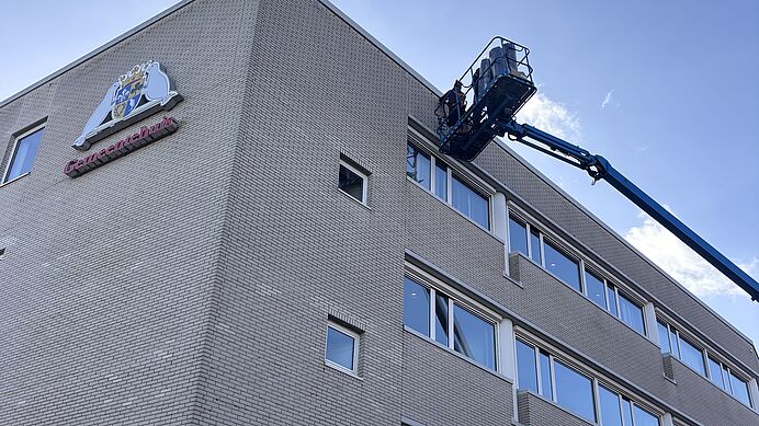 Gemeentehuis Zeewolde wordt natuurvrij gemaakt voor verbouwing